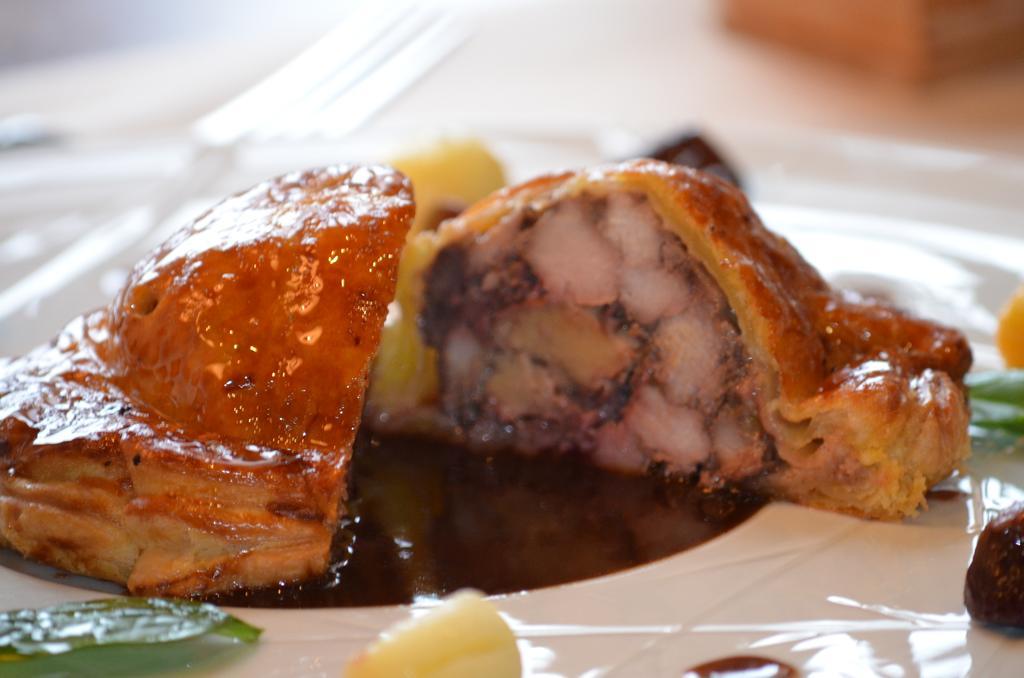 Logis Hotel Auberge Du Cheval Blanc Yvoy-le-Marron Eksteriør billede